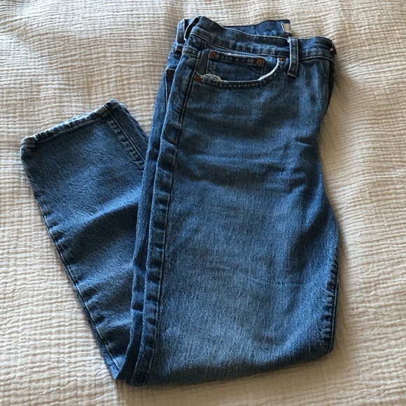 Madewell Classic Straight Jeans - Picture 1 of 4